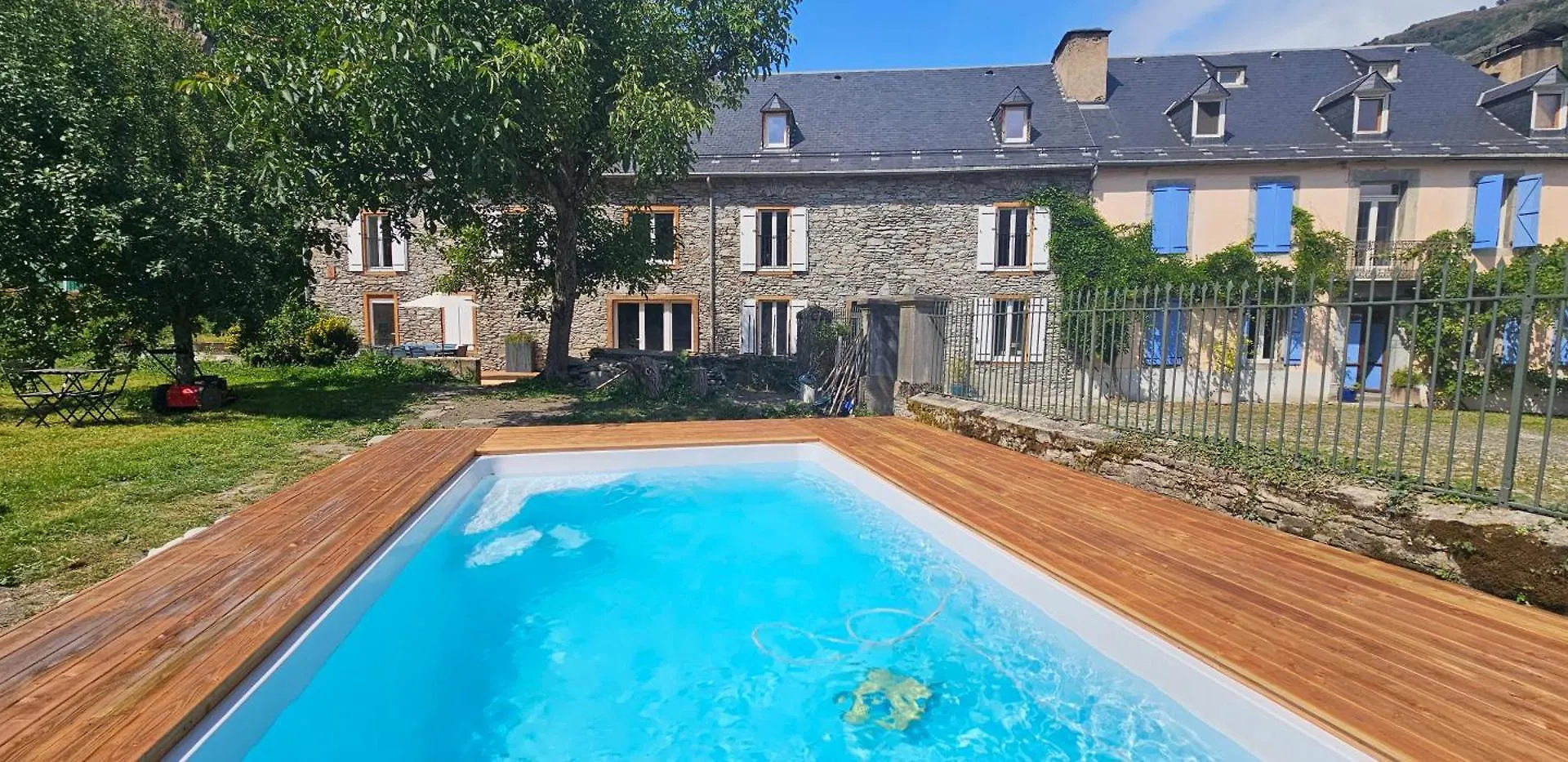 Gite L'Ostau 4 Etoiles Les Echappees Belles Antignac Франция