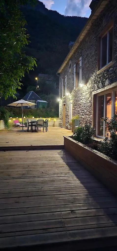 Gite L'Ostau 4 Etoiles Les Echappees Belles Antignac 0*,  Франция